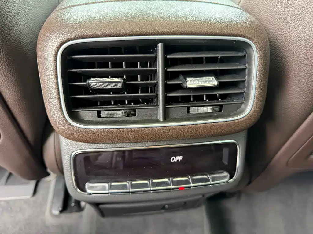 Mercedes-Benz GLS — миниатюра 9