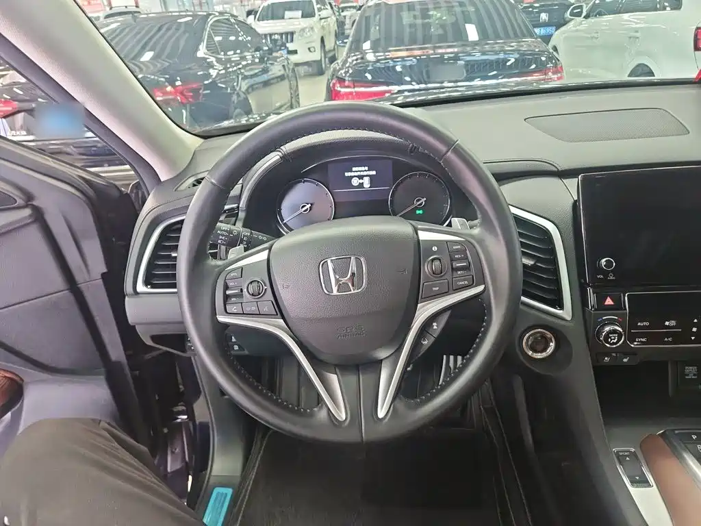 Honda Avancier — миниатюра 3