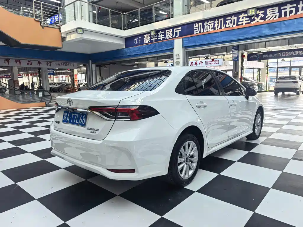 Toyota Corolla — миниатюра 6