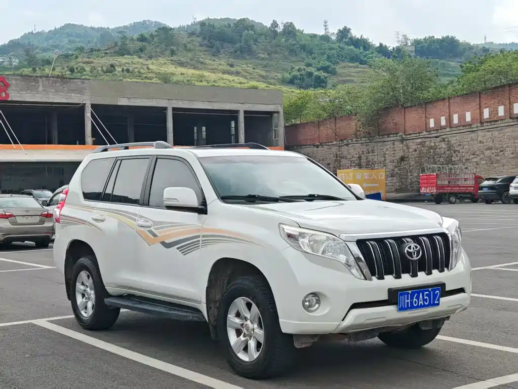 Toyota Prado — миниатюра 3
