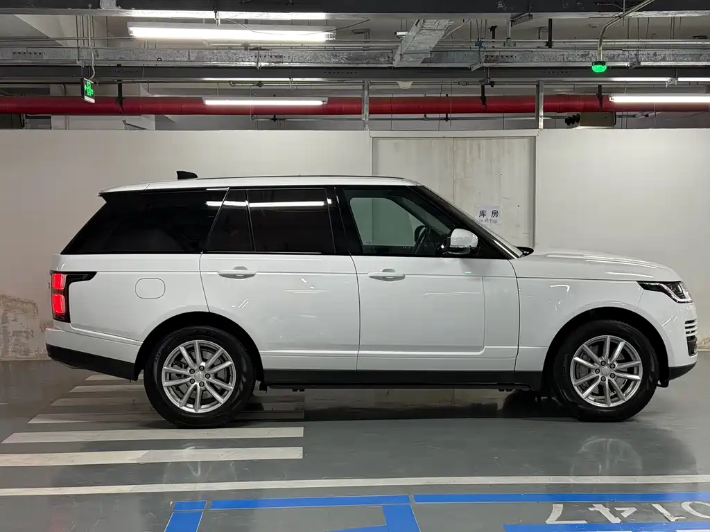 Land Rover Range Rover — миниатюра 5