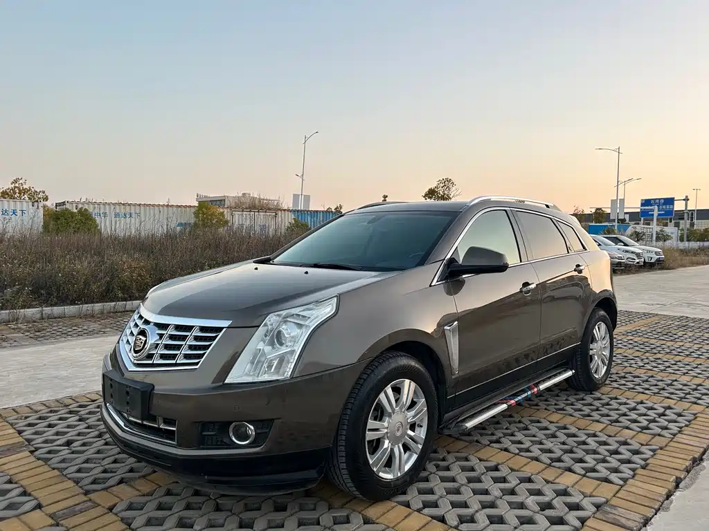 CADILLAC SRX
