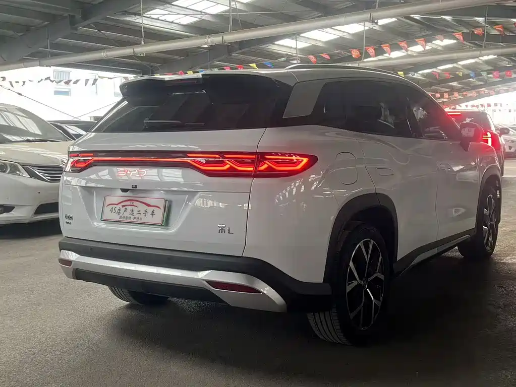 BYD L DM-i — миниатюра 7
