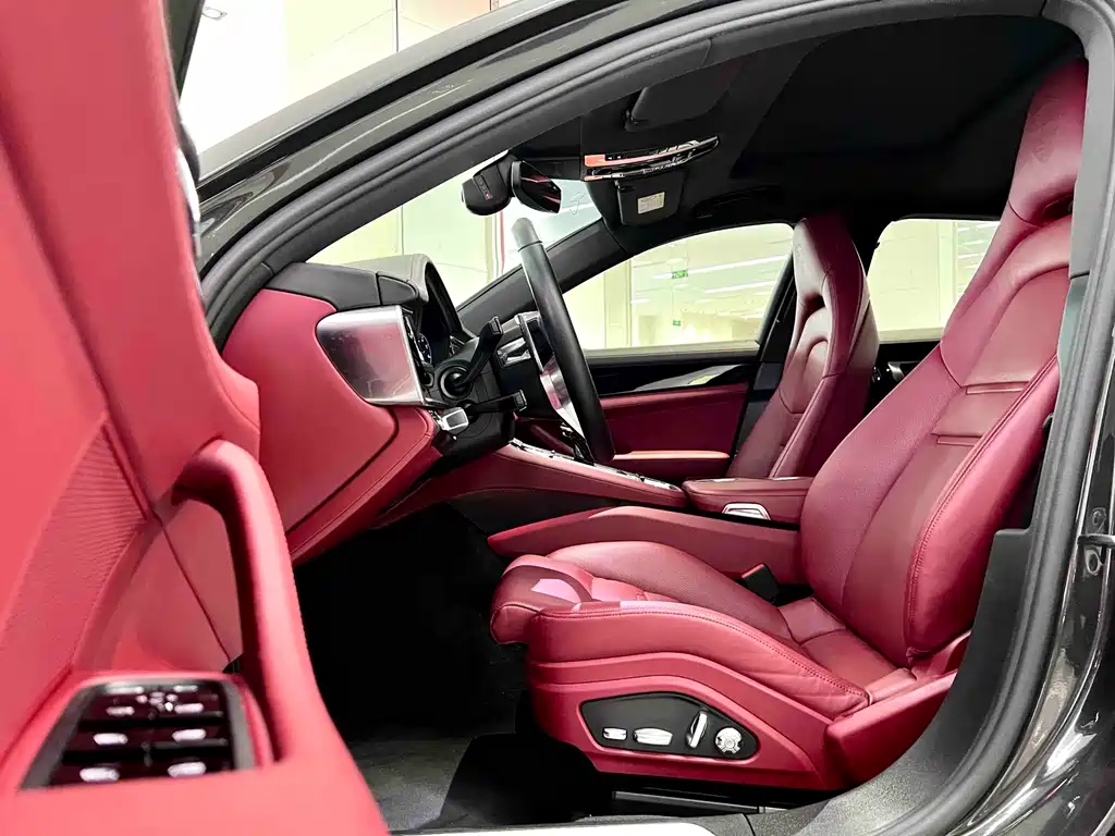 Porsche Panamera — миниатюра 7
