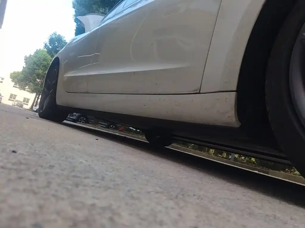 Tesla Model 3 — миниатюра 21