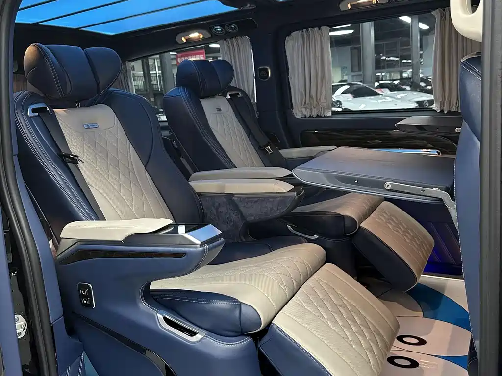 Mercedes-Benz Vito — миниатюра 6