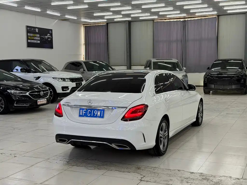 MERCEDES-BENZ C CLASS