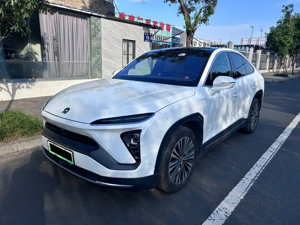 NIO EC6