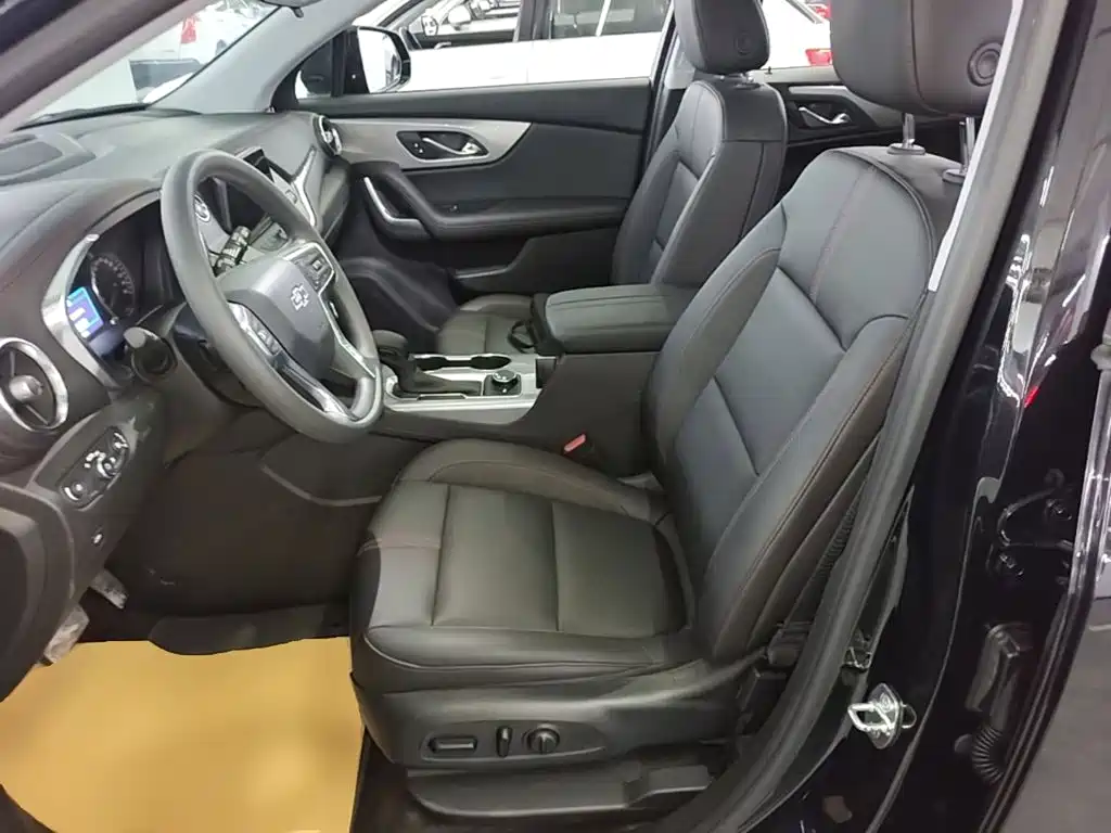 Chevrolet Blazer — миниатюра 15