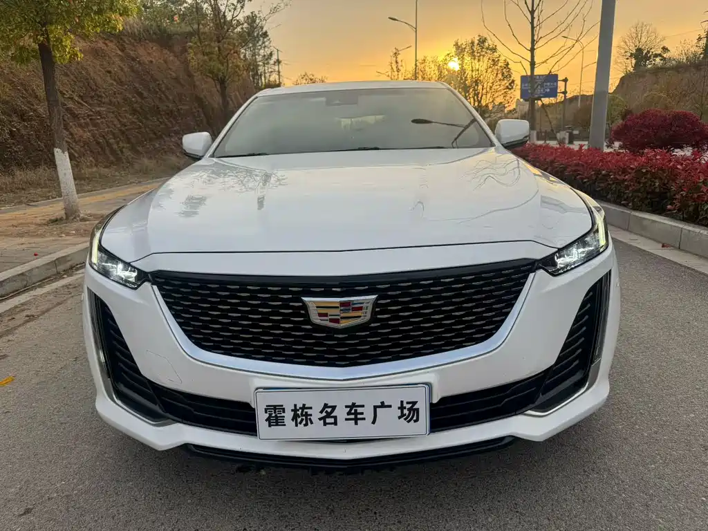 Cadillac CT5 - фото 2
