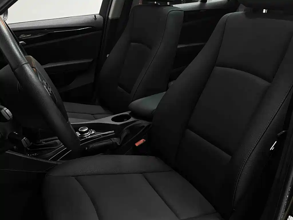 BMW X1 (Import) — миниатюра 11