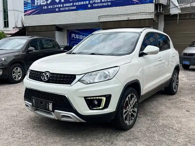 2017 BAIC Beijing X3