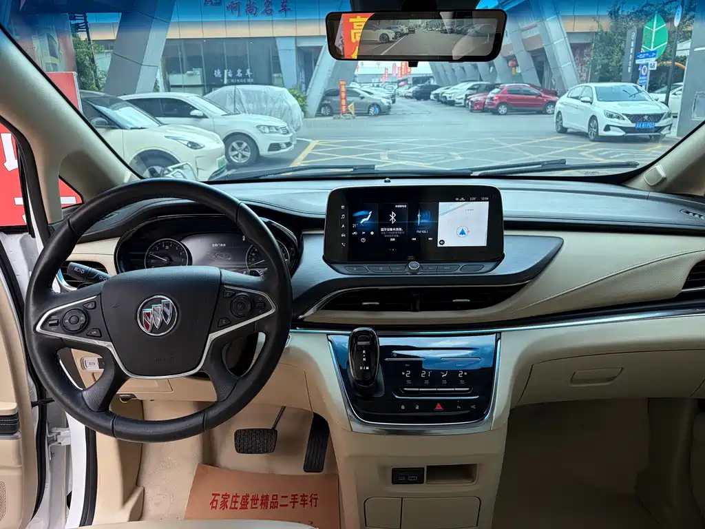 Buick GL8 — миниатюра 5