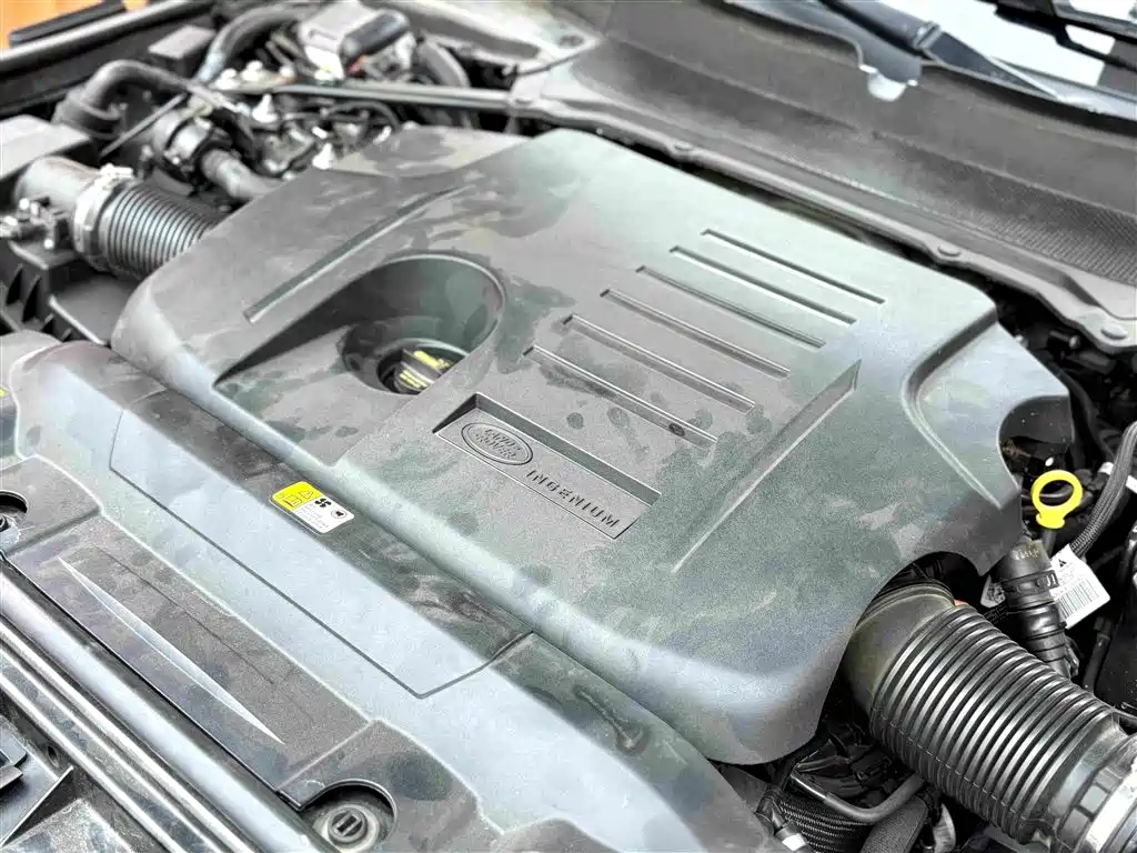 Land Rover Range Rover — миниатюра 21