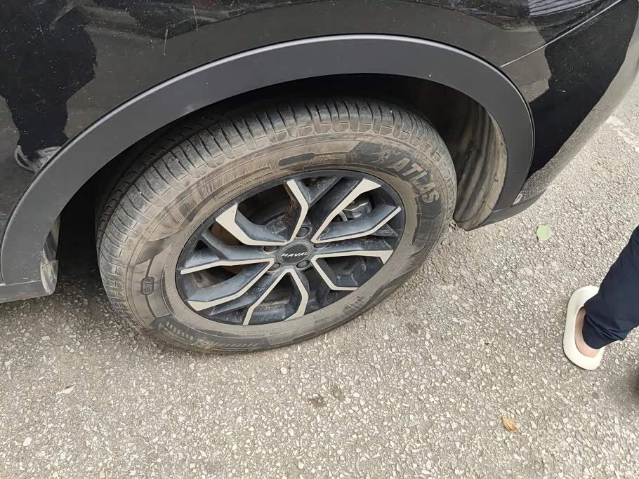 Haval Haval H6 1.5 л 2023 г. Чёрный, пробег 17700 км