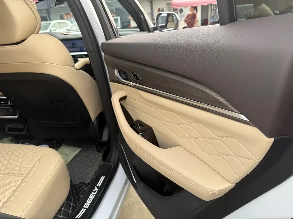 GEELY AUTOMOBILE XINGYUE L