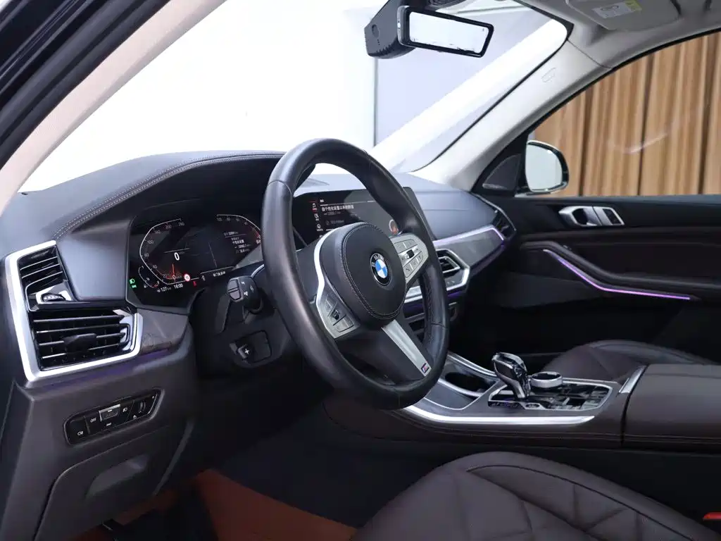 BMW X5 — миниатюра 11