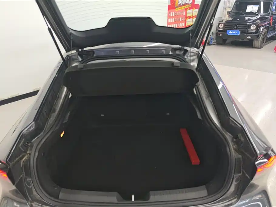 CHANGAN UNI V SMART IDD