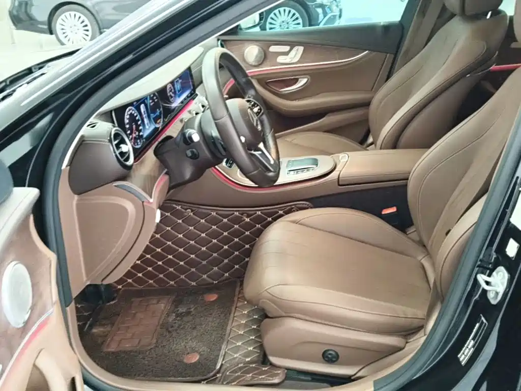 Mercedes-Benz E-Class — миниатюра 15