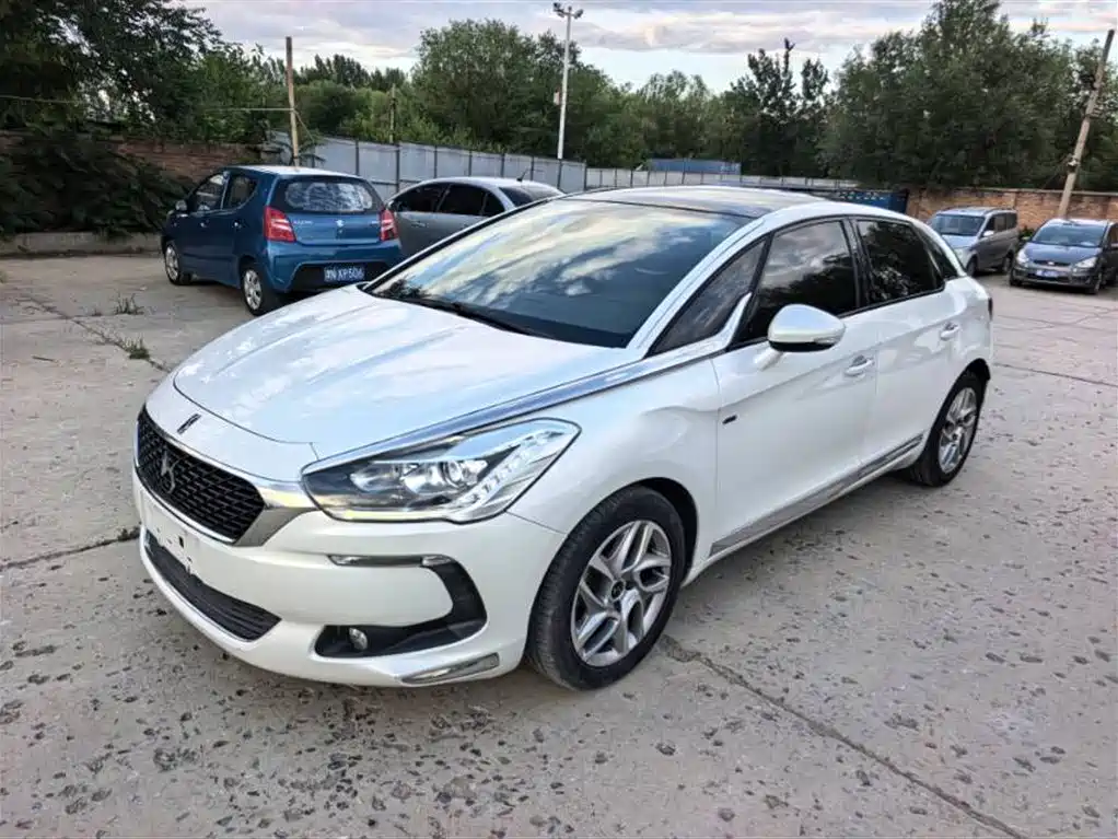 DS 5 2015 1.6T THP160
