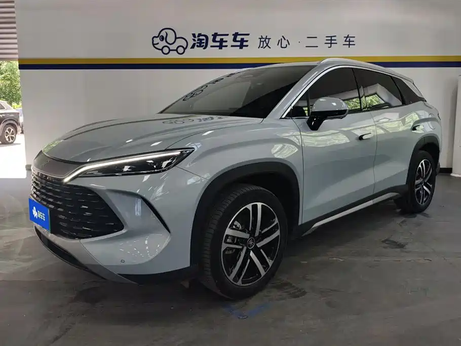 Byd L DM-i 2024