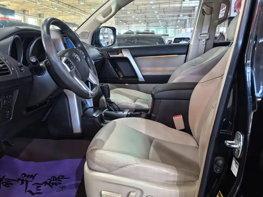 Toyota Land Cruiser Prado 2010 4.0L AT TX