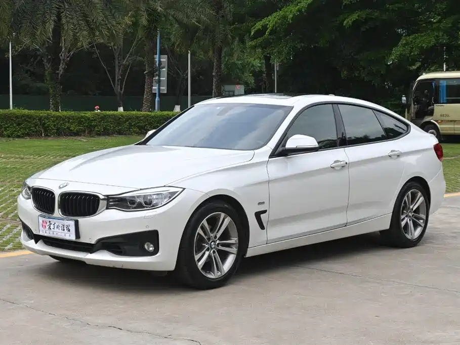 BMW 3 Series GT 2016