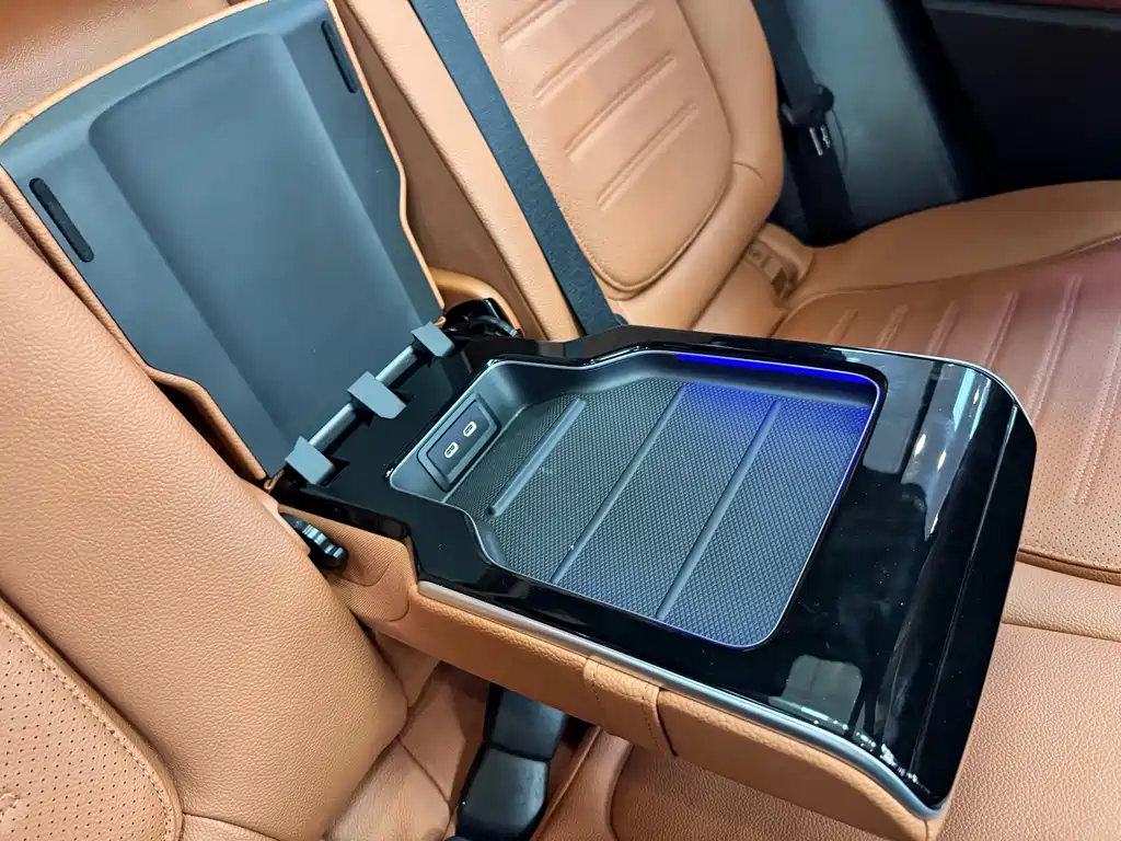 Mercedes-Benz GLC — миниатюра 18