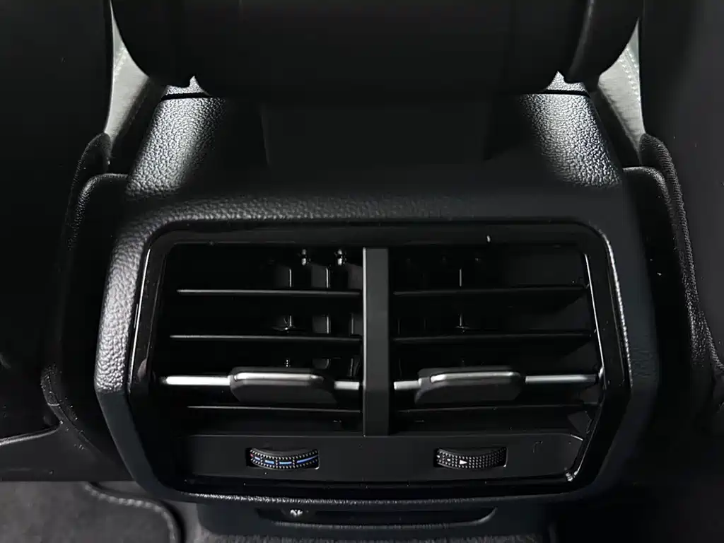 Audi Q3 — миниатюра 14