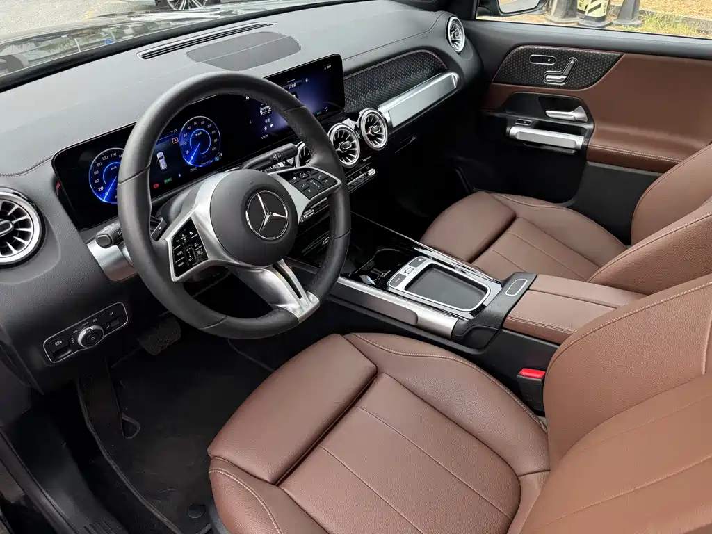 Mercedes-Benz EQB — миниатюра 6