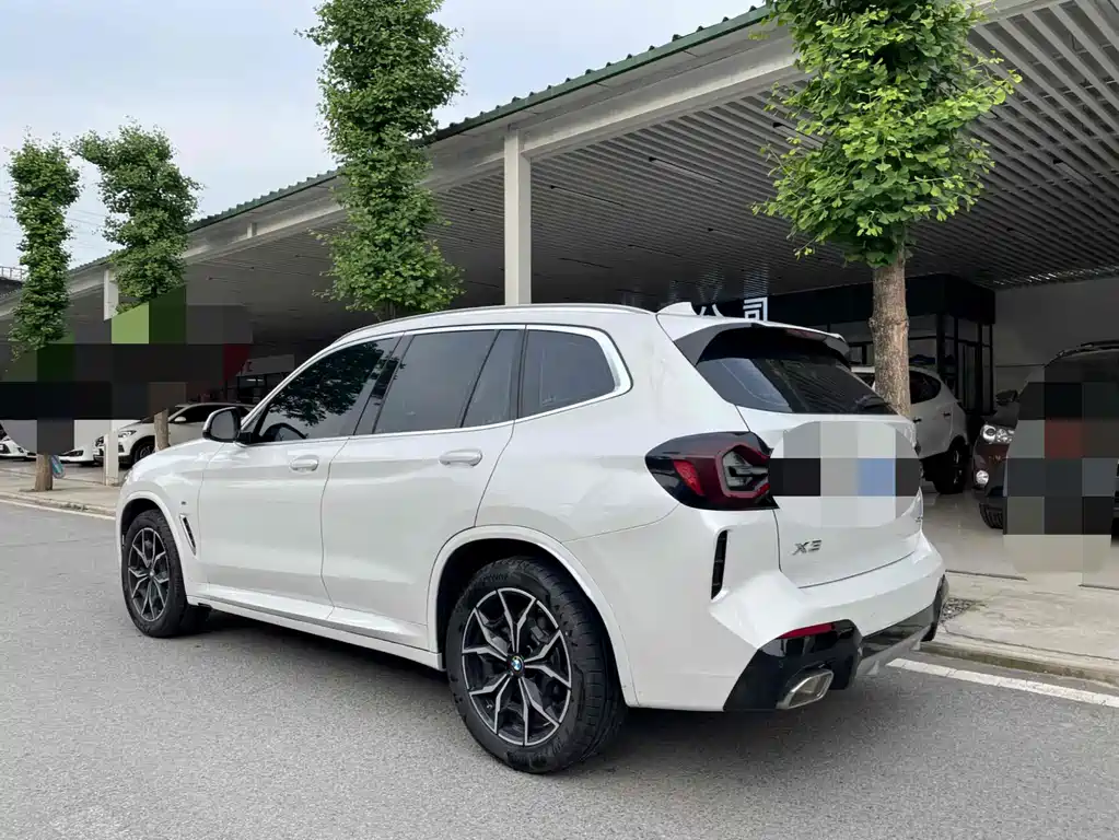 BMW X3 — миниатюра 15