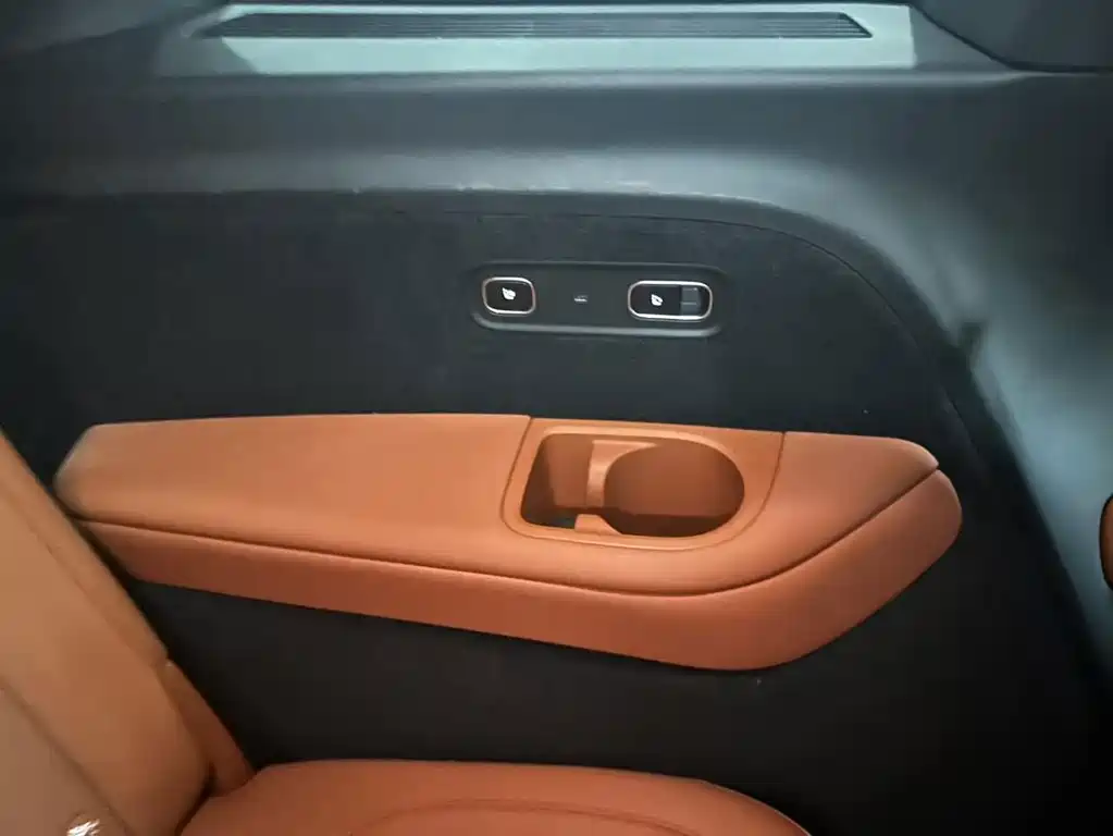 Li Auto Li L9 — миниатюра 18