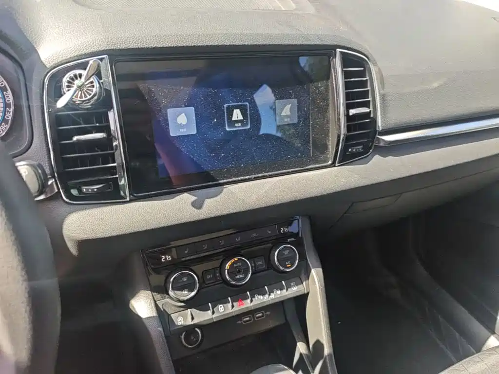 Skoda Karoq — миниатюра 6