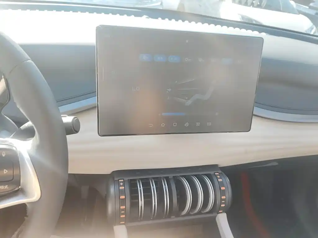 BYD Yuan Plus — миниатюра 13