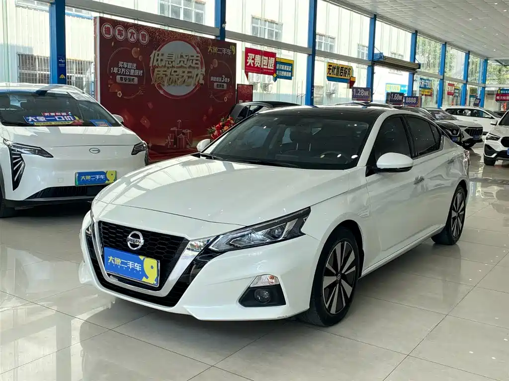 NISSAN TEANA