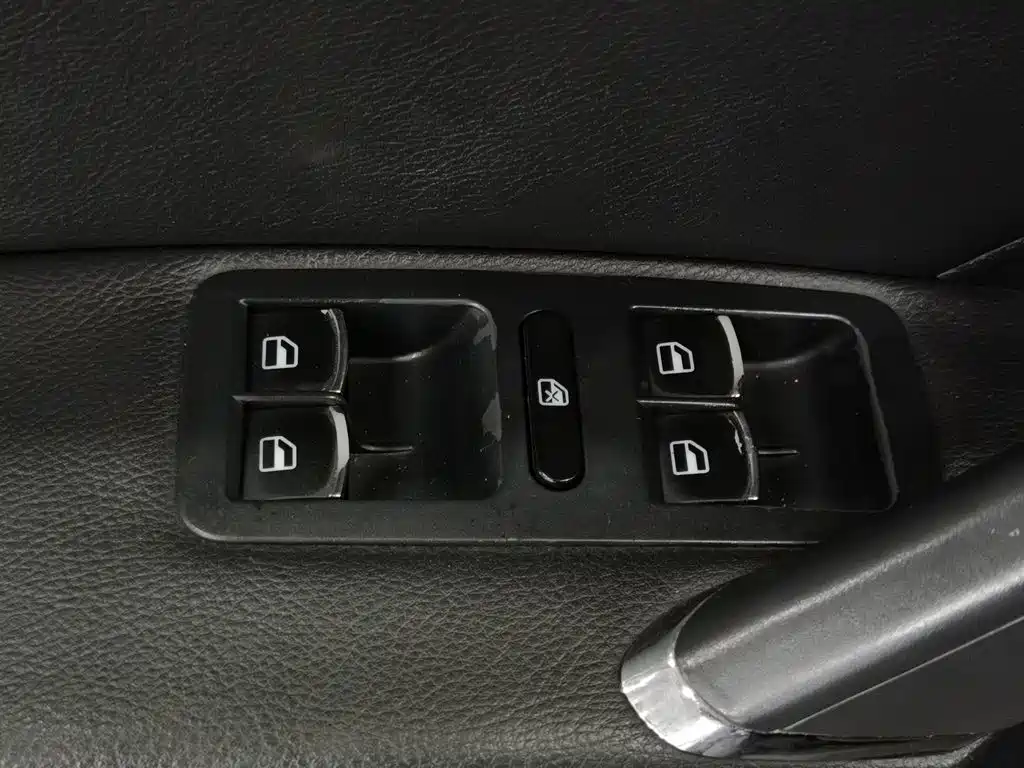 Volkswagen Passat 2011 1.8TSI DSG