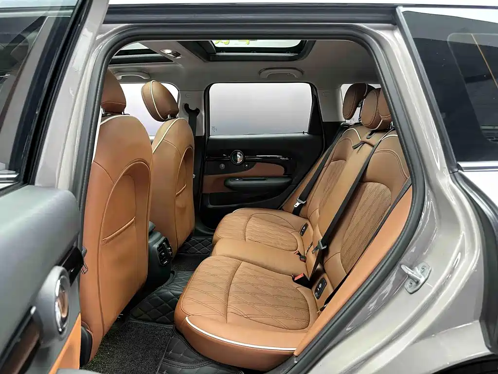 MINI Mini Clubman — миниатюра 9