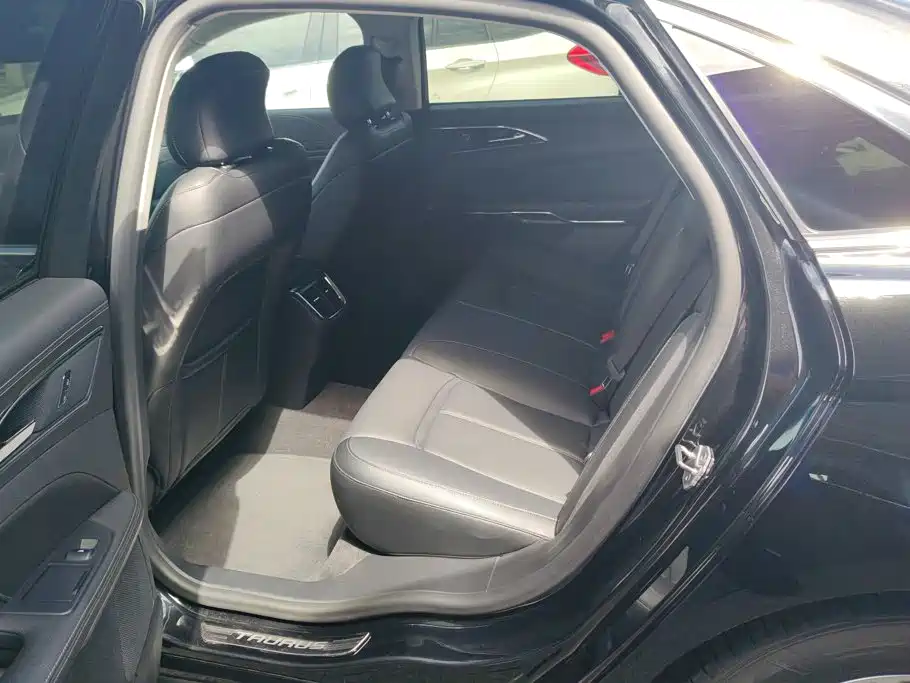Ford Taurus — миниатюра 11