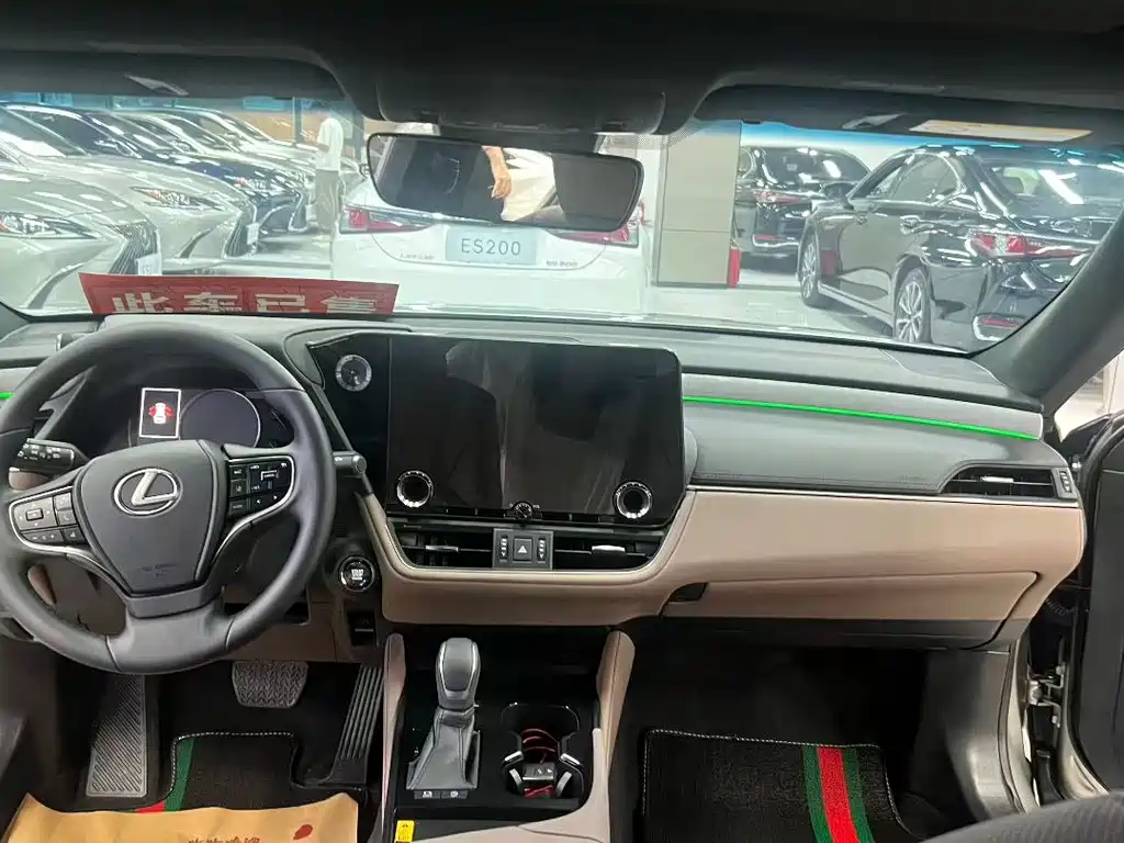 Lexus ES — миниатюра 5