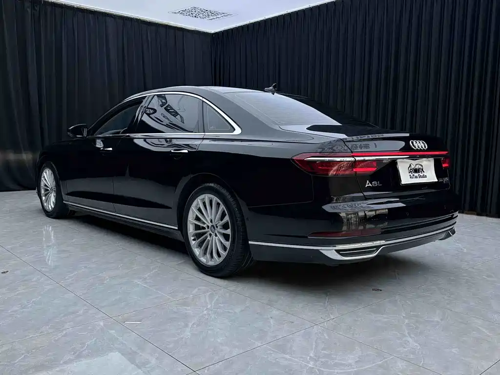 Audi A8 — миниатюра 8