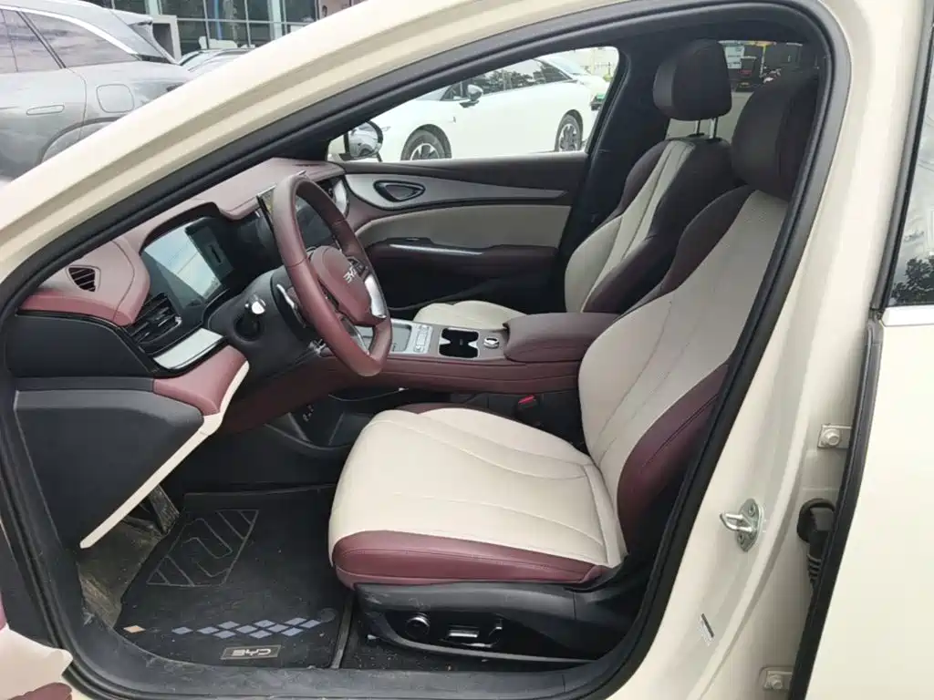 BYD Seal 07 DM-i — миниатюра 15