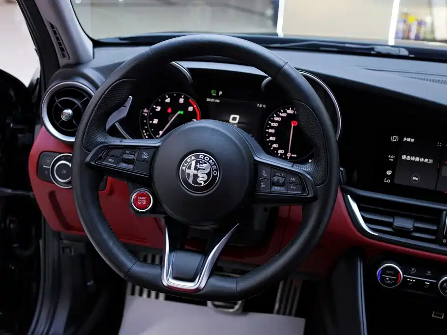 Alfa Romeo Giulia — миниатюра 23