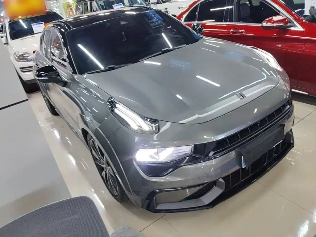 Lynk & Co 02 Hatchback — миниатюра 4
