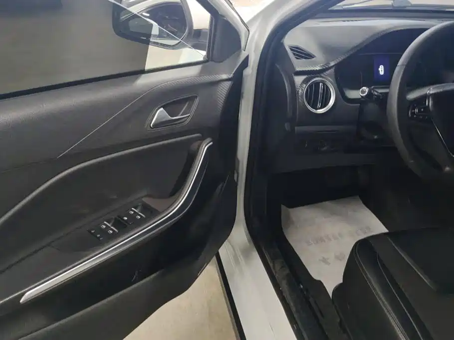 Chery Tiggo 3x — миниатюра 7
