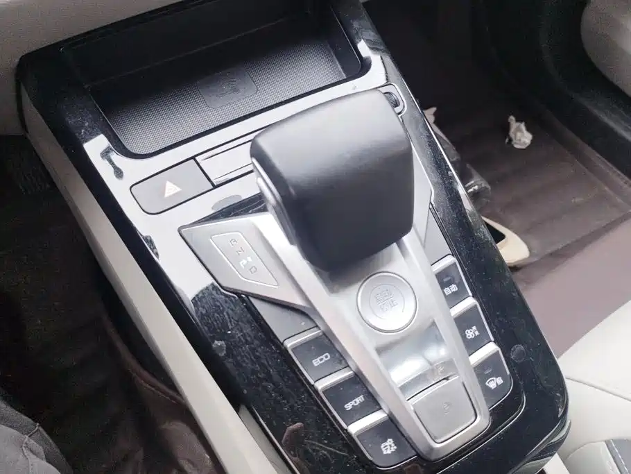 BYD Yuan Pro - фото 16