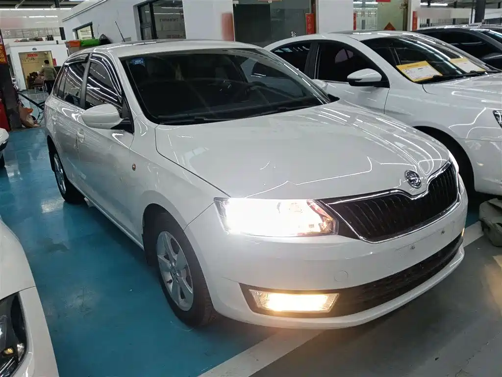 SKODA XINDONG