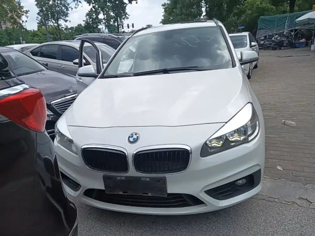 BMW 2 Series Gran Tourer — миниатюра 3