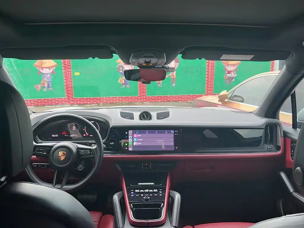 Porsche Cayenne — миниатюра 5
