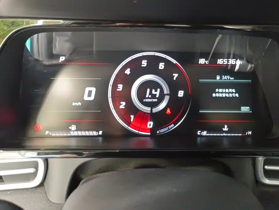 Hyundai Elantra — миниатюра 14