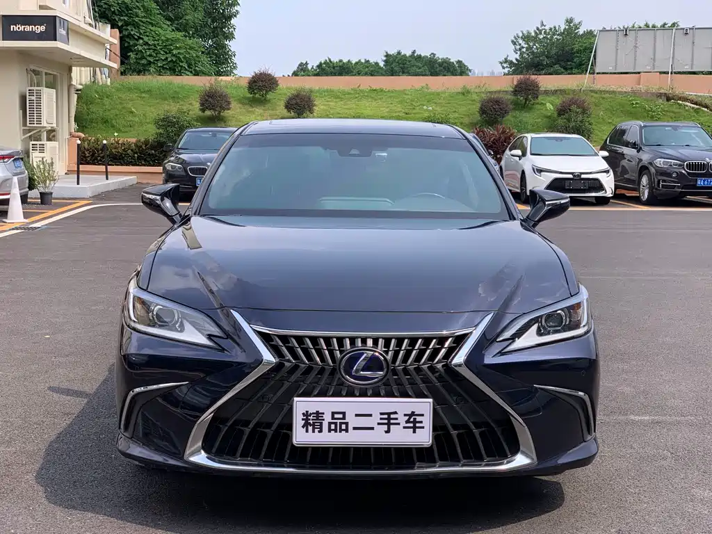 Lexus ES — миниатюра 2